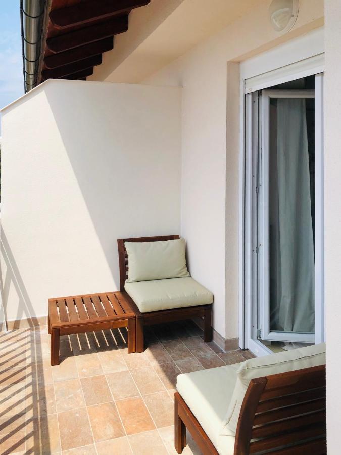 Apartman Meghan Novi Vinodolski Dış mekan fotoğraf